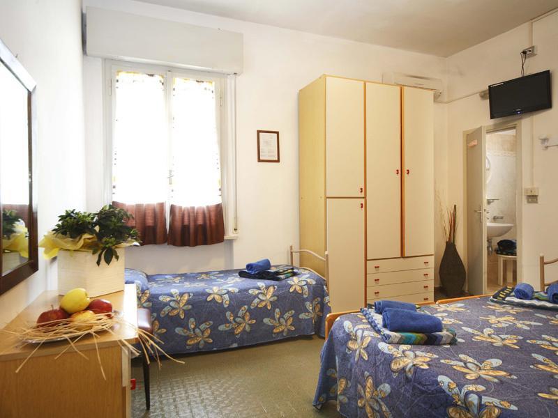 Hotel Villa Del Sole Rimini Exterior foto